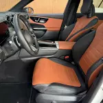 Mercedes-Benz GLC 200 4Matic Petrol 2023 Model Year White Color - Thumbnail 9