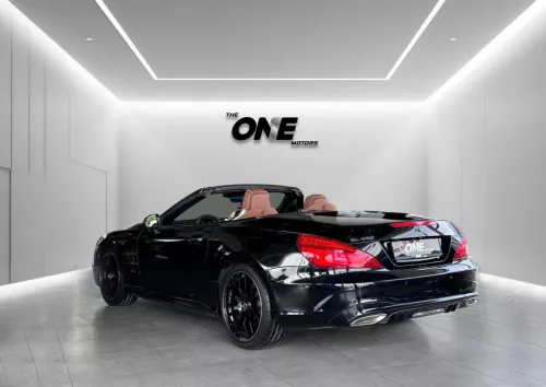 Mercedes-Benz SL 450 3.0L Petrol V6 2020 Model Year Black Color Excterior 