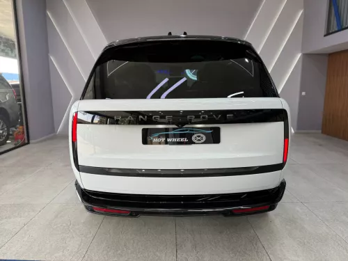 Range Rover Vogue SE P530 Petrol 2025 Model Year White Color