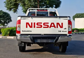 Nissan Navara SE 4 x 4 - 2.5L-V4-2016 Manual Transmission
