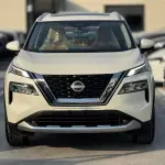 Nissan Xtrail SL 2.5L Petrol 4WD GCC Specs 2024 Model White Color Exterior - Thumbnail 1