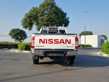 Nissan Navara SE 4 x 4 - 2.5L-V4-2016 Manual Transmission