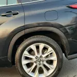Toyota Highlander XLE Hybrid 2.5L 2023 Model Year Black Color Exterior  - Thumbnail 4
