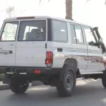 TOYOTA LAND CRUISER LC76 2024 MODEL YEAR 4.5L V8 DIESEL E GRADE MANUAL WHITE EXTERIOR - Thumbnail 3