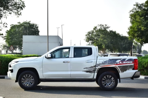 MITSUBISHI L200 GLS DOUBLE CAB PICKUP 2026 MODEL YEAR 2.4L PETROL WHITE COLOR 