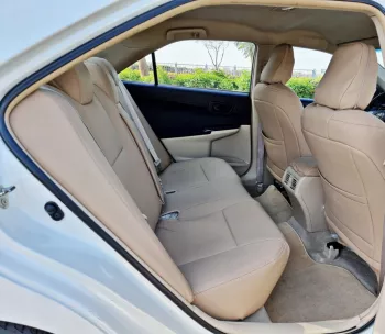 Toyota Camry Premium Original paint - 103,000km - perfect in and out - 2012