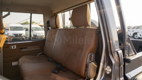 TOYOTA LAND CRUISER 79 DC 2.8L 2025 MODEL YEAR GREY COLOR