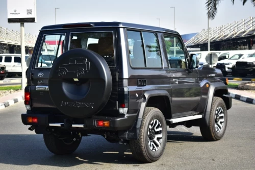 TOYOTA LAND CRUISER 71 HARDTOP (LC71) 2025 MODEL YEAR SHORT WHEEL BASE S-DLX DIESEL A/T BLACK COLOR