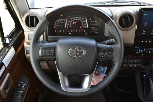 TOYOTA LAND CRUISER 71 HARDTOP (LC71) 2025 MODEL YEAR SHORT WHEEL BASE S-DLX DIESEL A/T BLACK COLOR