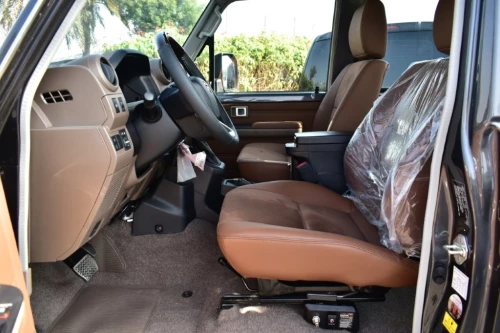TOYOTA LAND CRUISER 71 HARDTOP (LC71) 2025 MODEL YEAR SHORT WHEEL BASE S-DLX DIESEL A/T BLACK COLOR