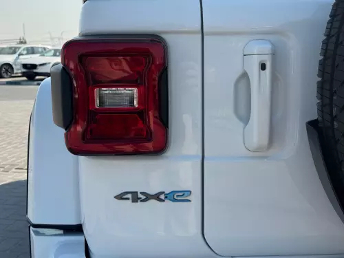 Jeep Wrangler 4XE 2.0L Turbocharged PHEV 17kWh Battery 2023 Model Year White Color