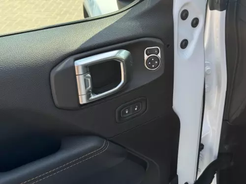 Jeep Wrangler 4XE 2.0L Turbocharged PHEV 17kWh Battery 2023 Model Year White Color