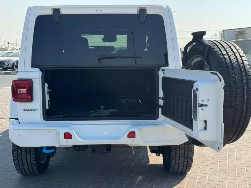 Jeep Wrangler 4XE 2.0L Turbocharged PHEV 17kWh Battery 2023 Model Year White Color