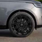 (RHD) LAND ROVER RANGE ROVER AUTOBIOGRAPY 3.0L MODEL YEAR 2025 GREY COLOR - Thumbnail 8
