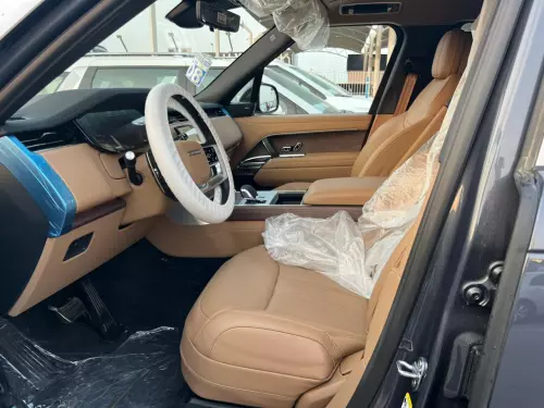 Land Rover Range Rover SE 3.0L Petrol 2025 Model Year Grey Color Exterior