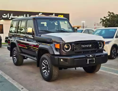 Toyota Land Cruiser LX Series 76 4.0L Petrol 2025 Model Year Grey Color Exterior