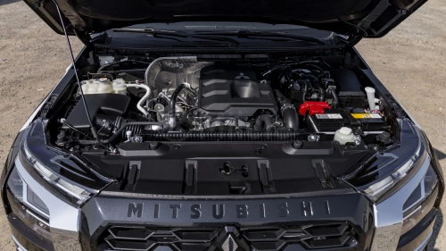 MITSUBISHI L200 SPORTERO DC 2.4L 2026 MODEL YEAR BRONZE COLOR