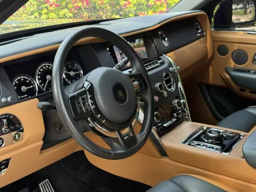 Rolls-Royce Cullinan 6.7L Petrol V12 2021 Model Year Green Color Exterior 