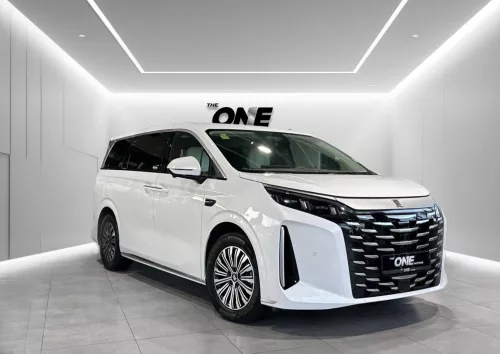 BYD Xia DM_i 1.5L Petrol 2025 Model Year White Color Exterior