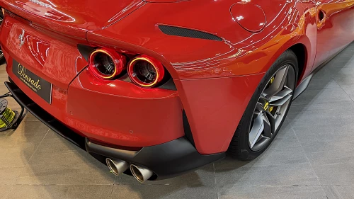 2022 Ferrari 812 GTS Rosso Corsa Exterior