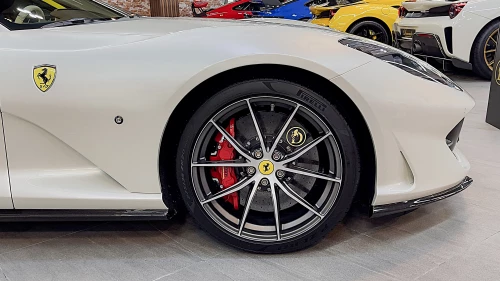 2022 Ferrari 812 GTS Bianco Italya Exterior