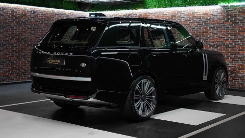 2023 Land Rover Range Rover Autobiography P530, Short Wheelbase, Black Color