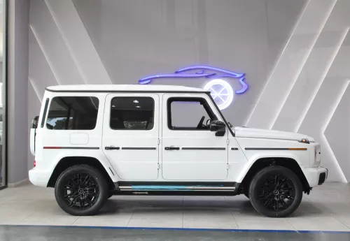 BRAND NEW 2025 Mercedes G580 Electric, 4-Motor 4x4, 579 HP, White Exterior