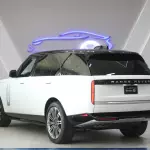 Range Rover Vogue 2023 Model Year V8 White Color with Warranty - Thumbnail 5