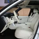 Range Rover Vogue 2023 Model Year V8 White Color with Warranty - Thumbnail 10
