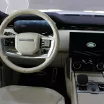 Range Rover Vogue 2023 Model Year V8 White Color with Warranty - Thumbnail 17