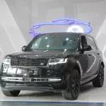 Range Rover Vogue SE Long Base 2025 Model Year 7 seater V8 Black Color - Thumbnail 1