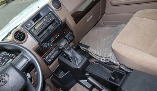 Toyota Land Cruiser LC79 Pick-Up 4.0L Petrol 2025 Model Year Beige Color Exterior 