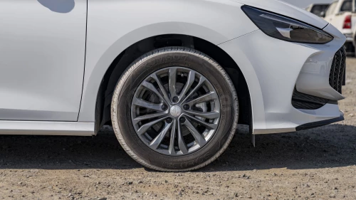  MG 5 1.5L 2025 MODEL YEAR WHITE COLOR EXTERIOR
