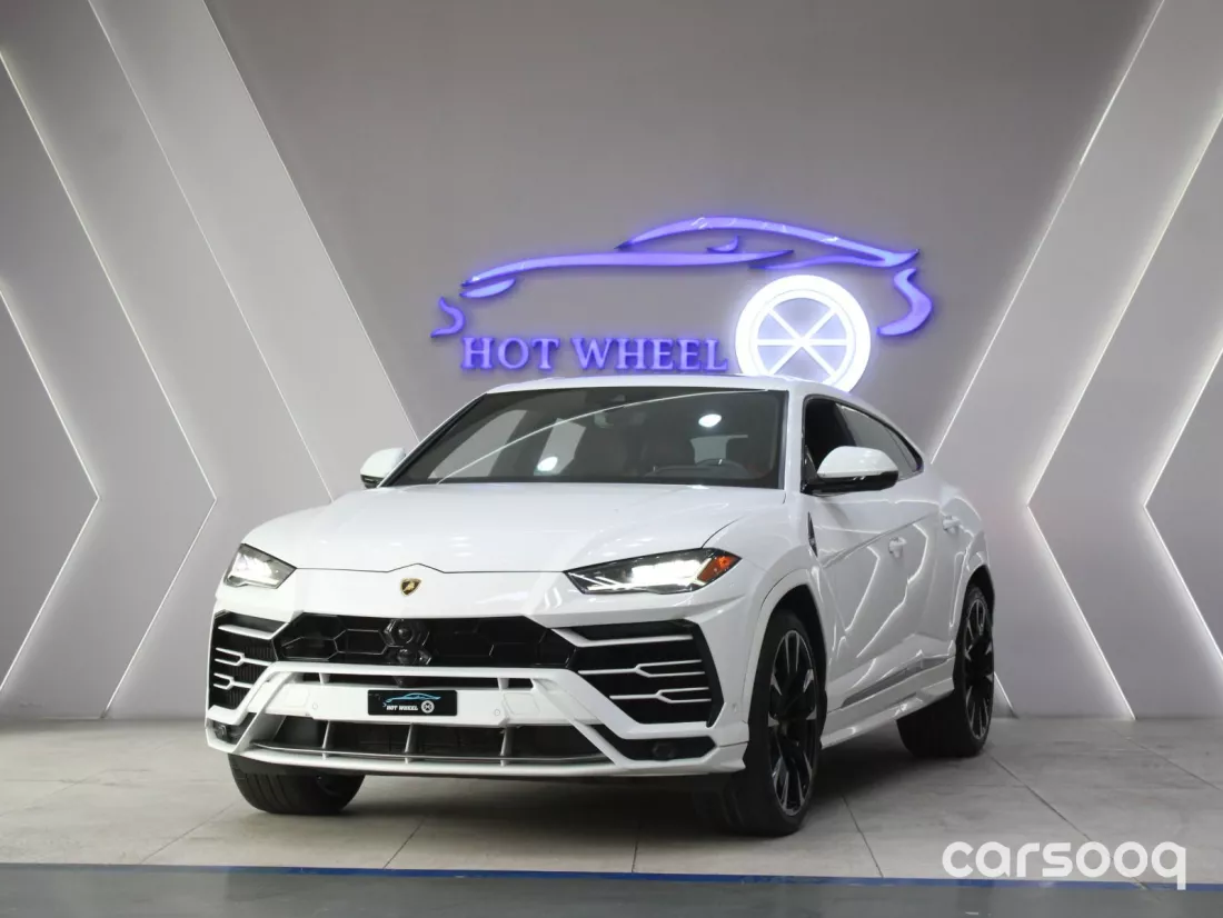 Lamborghini Urus V8, 2021  Model Year, White Color Exterior - Photo 1