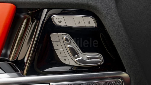MERCEDES-BENZ G 63 4.0L 2025 MODEL YEAR BLACK COLOR