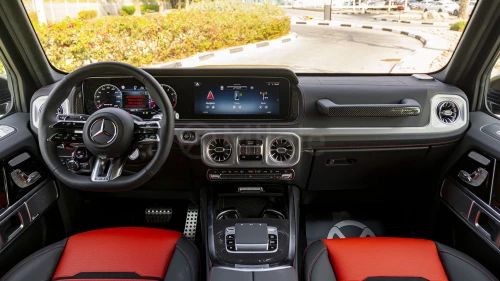 MERCEDES-BENZ G 63 4.0L 2025 MODEL YEAR BLACK COLOR
