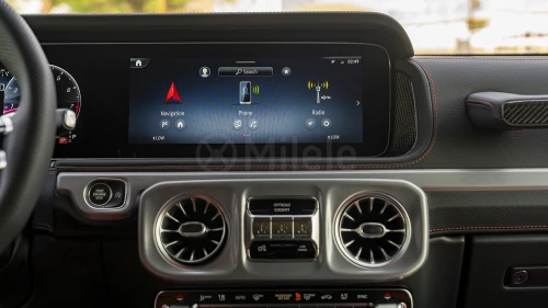 MERCEDES-BENZ G 63 4.0L 2025 MODEL YEAR BLACK COLOR