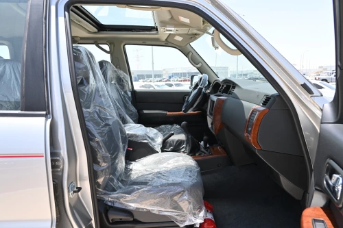 Nissan Patrol Safari 4.8L, 2024 Model Year, Silver Color Exterior