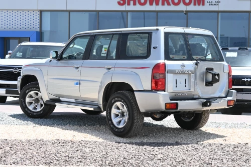 Nissan Patrol Safari 4.8L, 2024 Model Year, Silver Color Exterior
