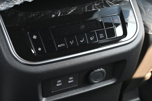 Nissan Patrol SE Type 2 3.8L, 2025 Model Year, Black Color