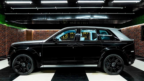 2022 Rolls Royce Cullinan Black Badge, Novitec Edition, Black & Silver Exterior
