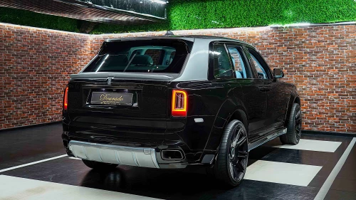 2022 Rolls Royce Cullinan Black Badge, Novitec Edition, Black & Silver Exterior
