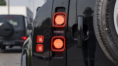 LAND-ROVER DEFENDER 110 X-DYNAMIC SE 3.0L 2025 MODEL YEAR BLACK COLOR EXTERIOR