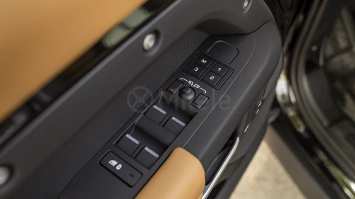 LAND-ROVER DEFENDER 110 X-DYNAMIC SE 3.0L 2025 MODEL YEAR BLACK COLOR EXTERIOR