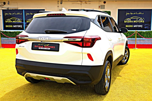 Kia Seltos 1.5L Petrol 2022 Model Year White Color Exterior