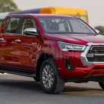 TOYOTA HILUX DC 2.8L 2025 MODEL YEAR RED COLOR EXTERIOR - Thumbnail 5
