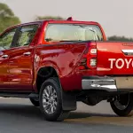 TOYOTA HILUX DC 2.8L 2025 MODEL YEAR RED COLOR EXTERIOR - Thumbnail 7