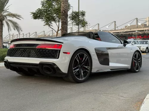 Audi R8 Spyder 5.2L Petrol 2020 Model Year White Color Exterior