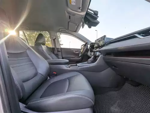 Toyota Rav4 2.5L Petrol 2024 Model Year Silver Color Exterior