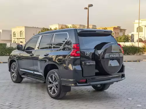 Toyota Prado Tx.l 2.7 Petrol 2016 Facelifted to 2023 Model BLack Exterior